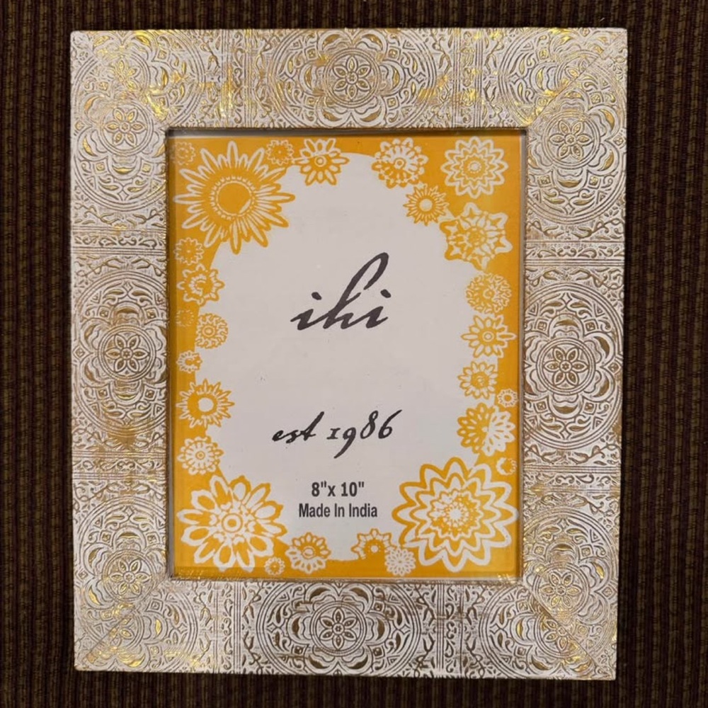 Decorative Gold & White Embossed 8x10 Picture Frame – Boho/Vintage Style